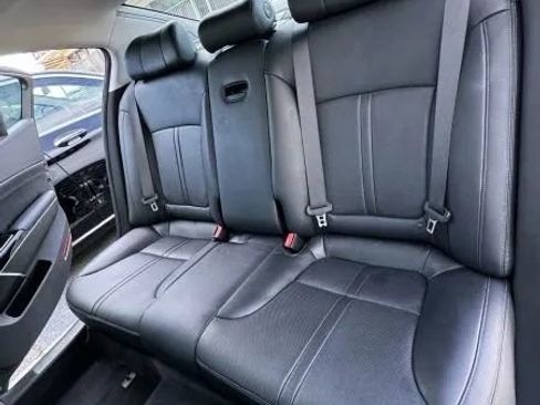 Used 2015 Kia K900 Premium RWD image 18