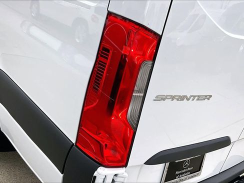 New 2026 Mercedes-Benz Sprinter 2500 image 14