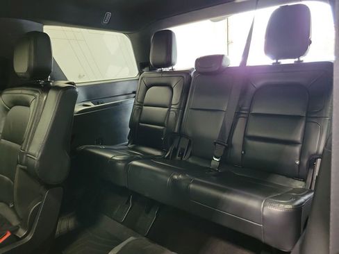 Used 2022 Lincoln Navigator Reserve image 28