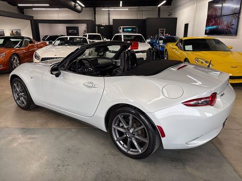 Used 2016 MAZDA MX-5 Miata Grand Touring image 9