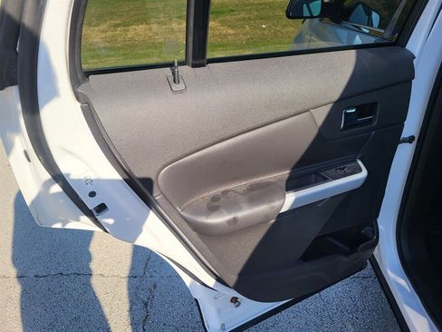 Used 2014 Ford Edge Limited w/ Vision Package image 20