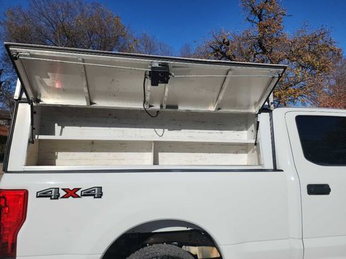 Used 2017 Ford F250 XL w/ Power Equipment Group image 13