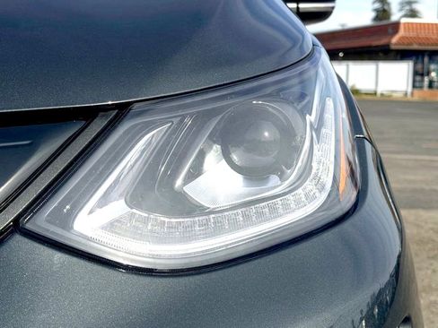 Used 2020 Chevrolet Bolt LT image 9