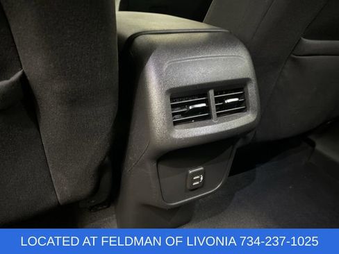 Used 2019 Chevrolet Equinox LT image 20