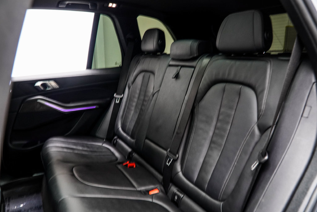 Used 2022 BMW X5 sDrive40i w/ M Sport Package RWD image 42