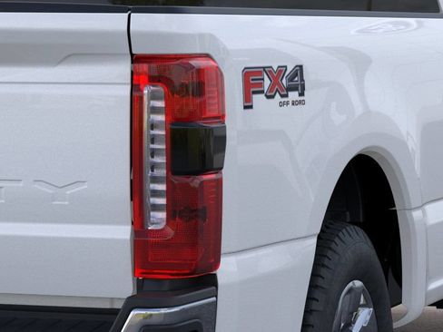 New 2026 Ford F250 Lariat w/ Lariat Premium Package AWD/4WD image 21
