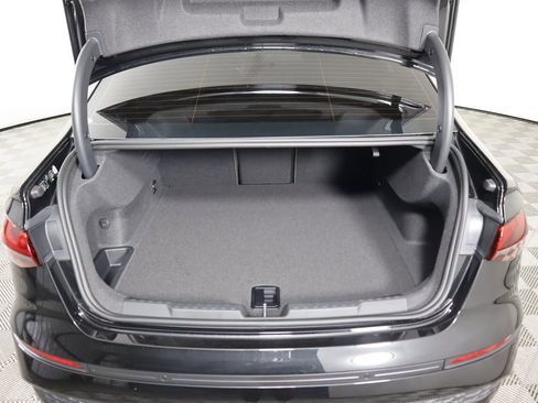 Used 2025 Audi A3 2.0T Premium Plus w/ Premium Plus Package AWD/4WD image 31
