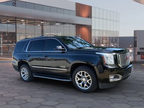 Used 2015 GMC Yukon SLT w/ Open Road Package AWD/4WD image 15