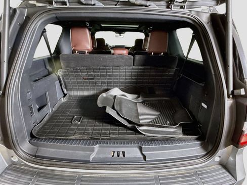 Used 2022 Ford Expedition Max Limited AWD/4WD image 27