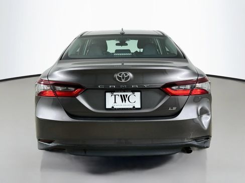 Used 2021 Toyota Camry LE FWD image 6