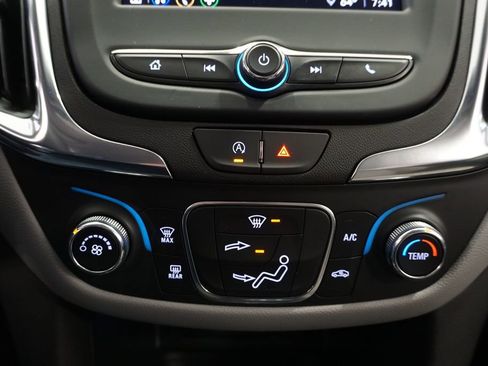 Certified 2024 Chevrolet Equinox LS w/ LS Convenience Package image 15