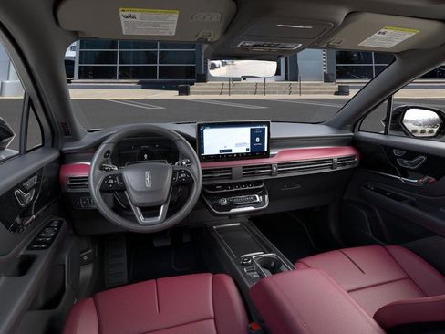 New 2026 Lincoln Corsair Reserve w/ Jet Appearance Package image 9