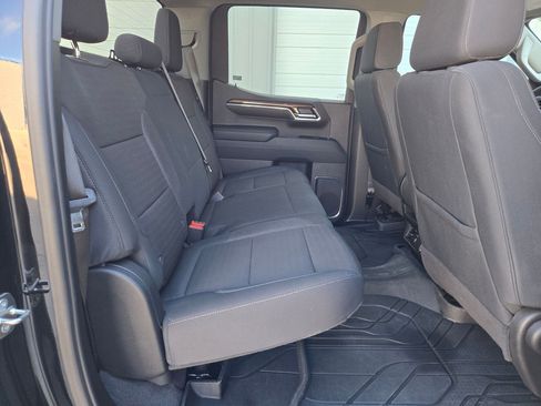 Certified 2024 Chevrolet Silverado 1500 LT RWD image 19