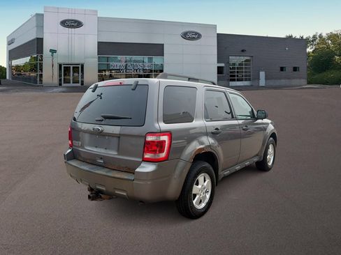 Used 2012 Ford Escape XLT AWD/4WD image 9