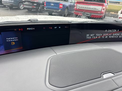 New 2026 Lincoln Navigator L Black Label AWD/4WD image 18
