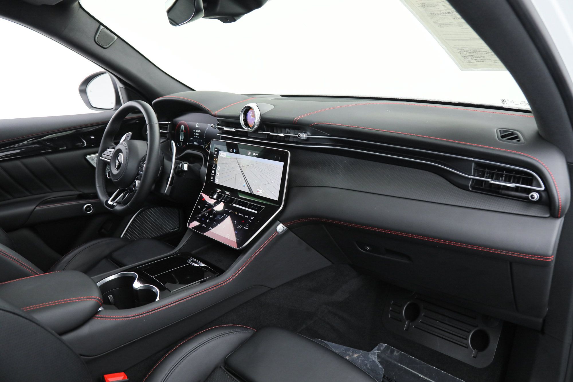 Certified 2023 Maserati Grecale Modena AWD/4WD image 10