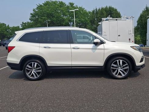 Used 2016 Honda Pilot Touring image 7