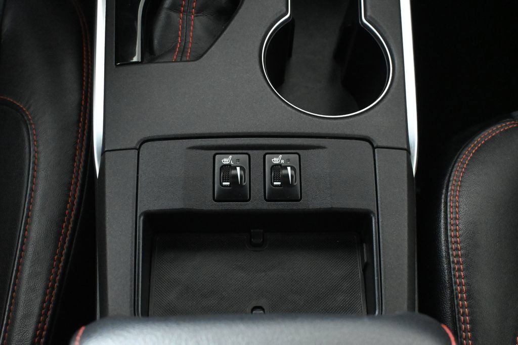 Used 2016 Toyota Camry XSE w/ Moonroof Package FWD image 24