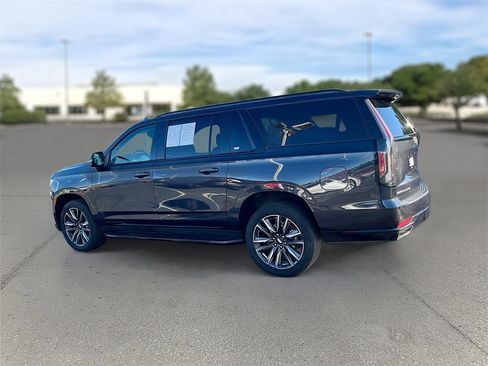 Certified 2024 Cadillac Escalade ESV Sport image 4