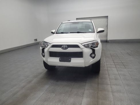 Used 2019 Toyota 4Runner SR5 AWD/4WD image 15