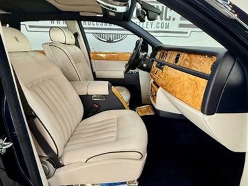 Used 2009 Rolls-Royce Phantom Sedan RWD image 17