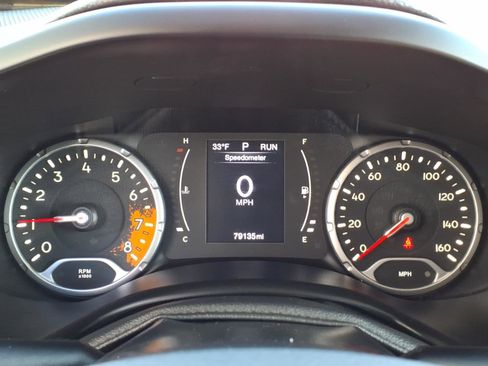 Used 2017 Jeep Renegade Altitude image 20