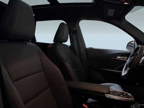 Used 2025 BMW X1 xDrive28i w/ Convenience Package image 29