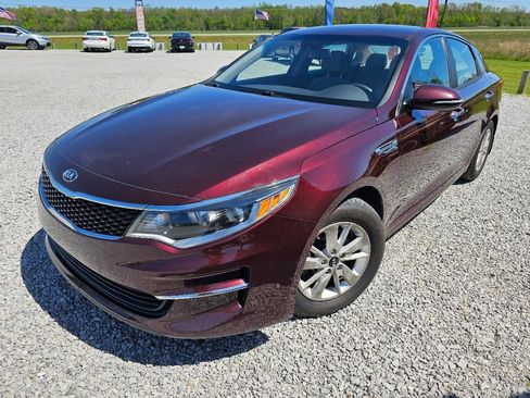 Used 2018 Kia Optima LX w/ Convenience Package FWD image 3