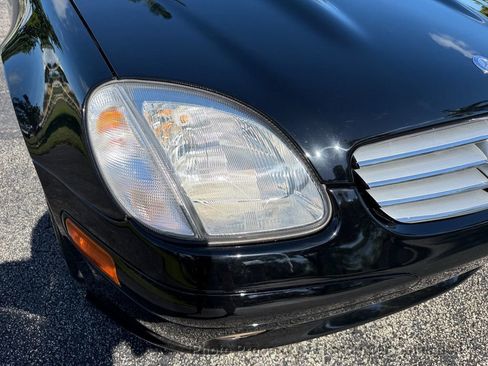 Used 2001 Mercedes-Benz SLK 320 image 27