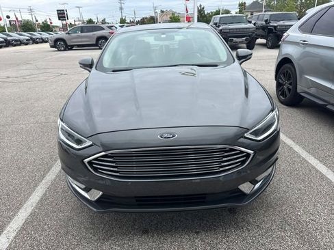 Used 2018 Ford Fusion Titanium AWD/4WD image 3