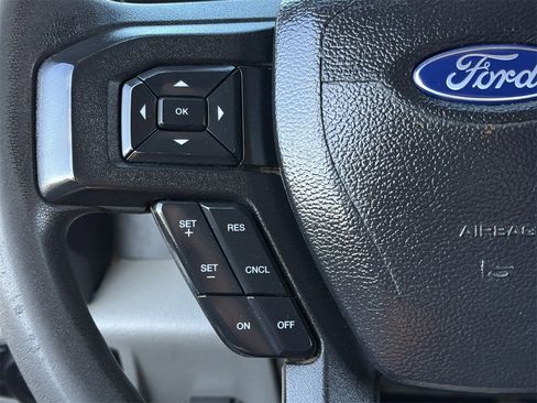 Used 2018 Ford F150 XLT image 12
