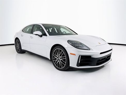 New 2025 Porsche Panamera 4 image 7