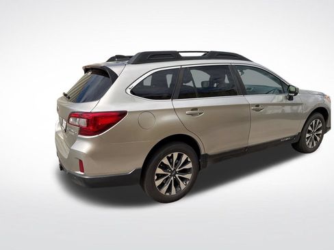 Used 2017 Subaru Outback 2.5i Limited AWD/4WD image 5