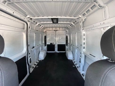 Used 2023 RAM ProMaster 2500 FWD image 25