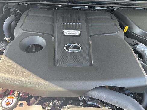 Certified 2026 Lexus GX 550 w/ Accessory Package (ZB) AWD/4WD image 10
