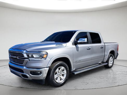 Used 2021 RAM 1500 Laramie AWD/4WD image 1