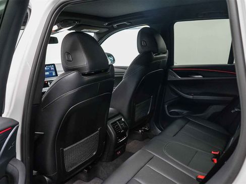 Used 2024 BMW X3 xDrive30i w/ Premium Package image 18