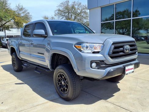 Used 2021 Toyota Tacoma SR5 image 2