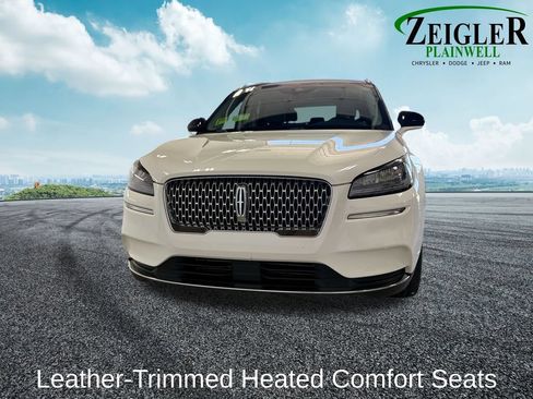 Used 2021 Lincoln Corsair AWD w/ Premium Package image 10