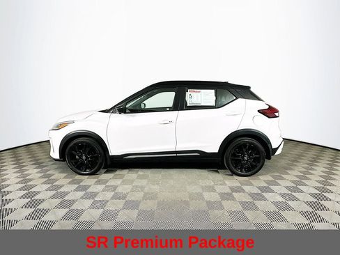 Certified 2023 Nissan Kicks SR w/ SR Premium Package image 8