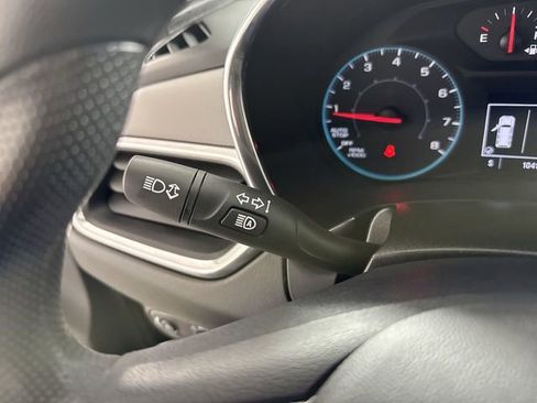 Used 2020 Chevrolet Equinox LS w/ LS Convenience Package image 15