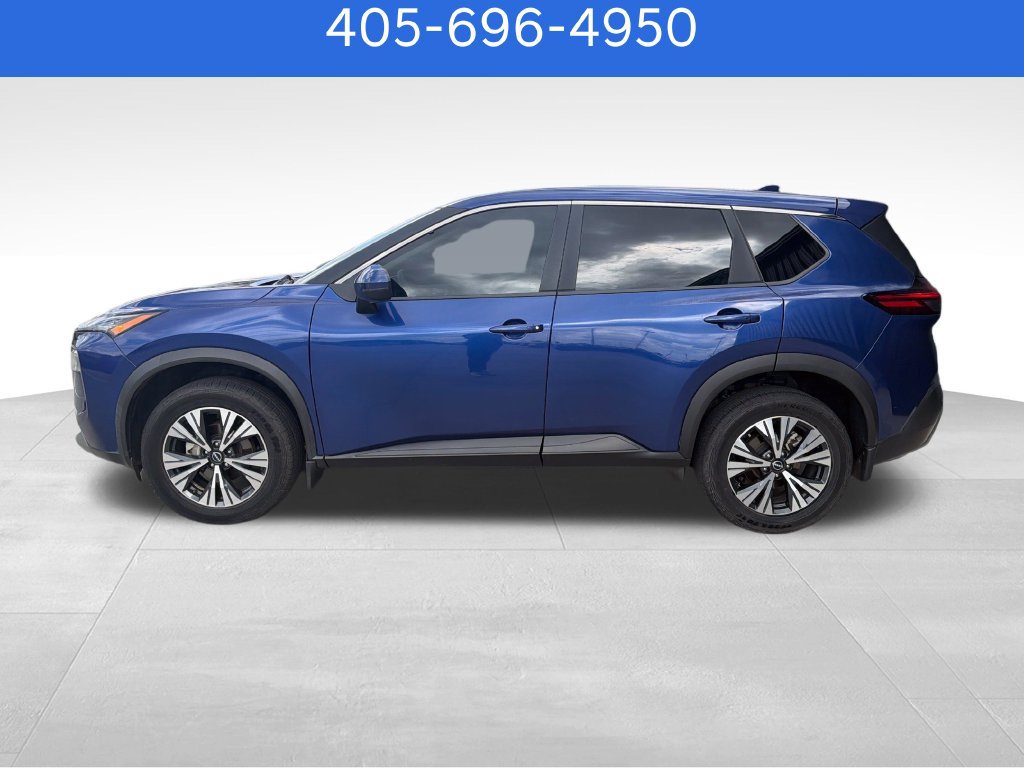 Used 2023 Nissan Rogue SV FWD image 2