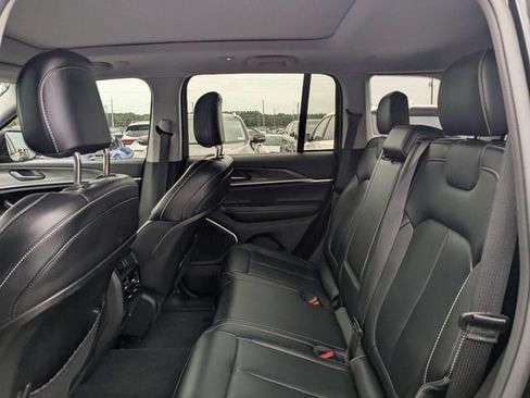 Used 2022 Jeep Grand Cherokee Limited 4xe AWD/4WD image 13