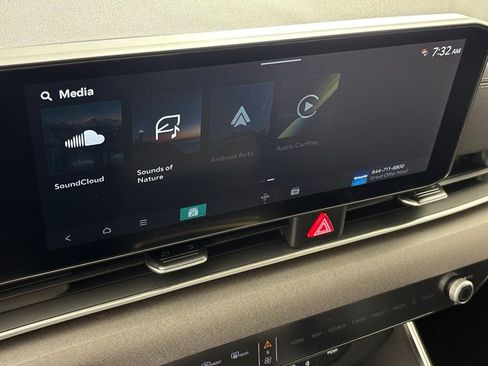 New 2026 Kia Carnival EX FWD image 38