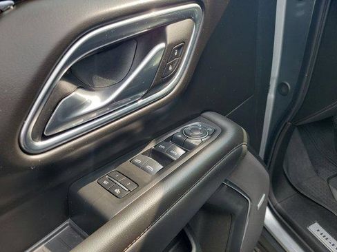 Used 2024 Chevrolet Tahoe High Country w/ Premium Package image 18