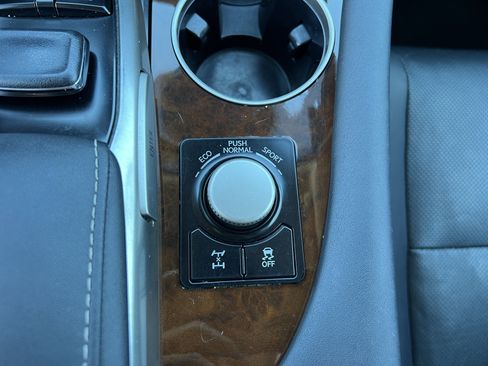 Used 2017 Lexus RX 350 AWD w/ Premium Package image 25