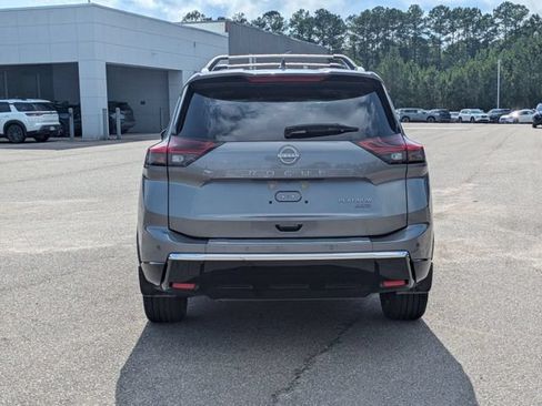 Used 2025 Nissan Rogue Platinum w/ Platinum Premium Package AWD/4WD image 4