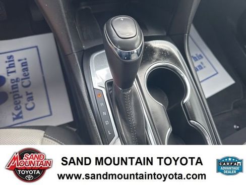 Used 2019 Chevrolet Equinox Premier image 22