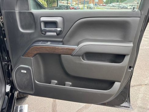 Used 2017 GMC Sierra 1500 Denali AWD/4WD image 24