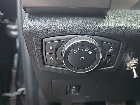 Used 2016 Ford F150 XLT w/ Equipment Group 301A Mid image 26